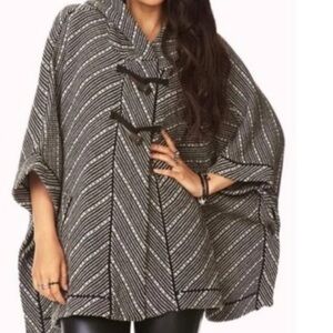 FOREVER 21 oversized bohemian chic hooded cape bohemian sweater.